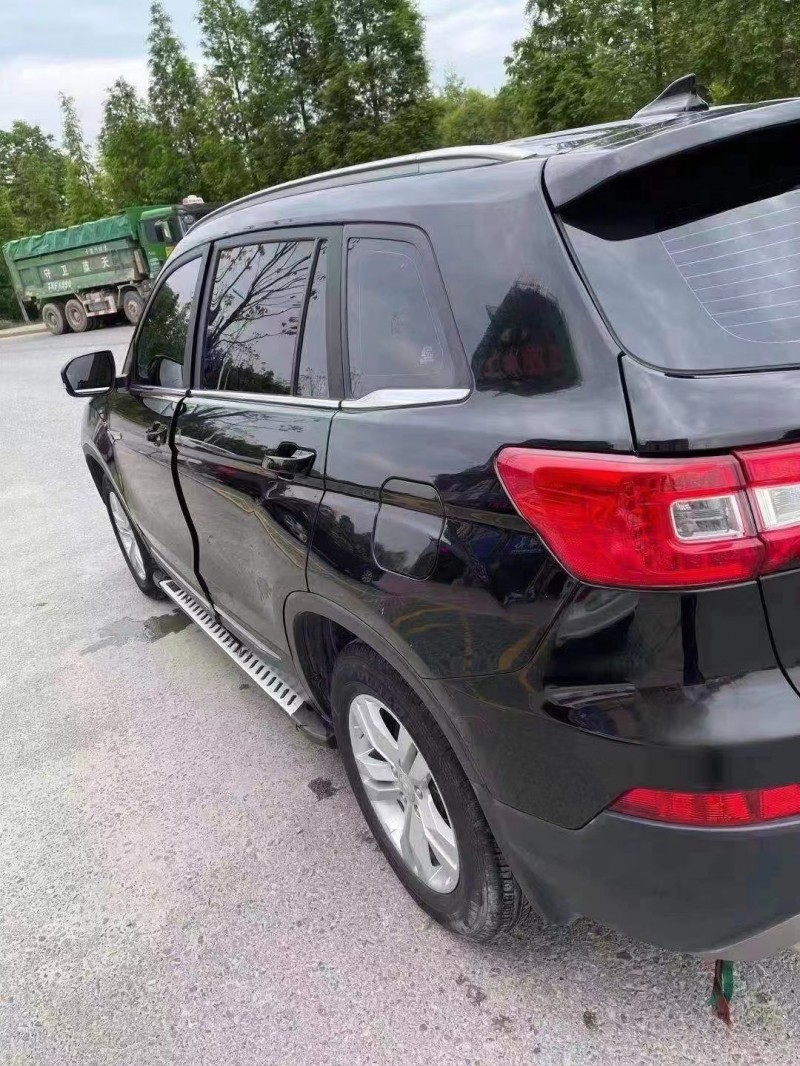 蘇州17年長安汽車CS757