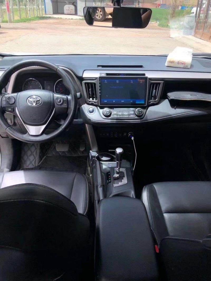 呼和浩特17年豐田RAV4榮放5