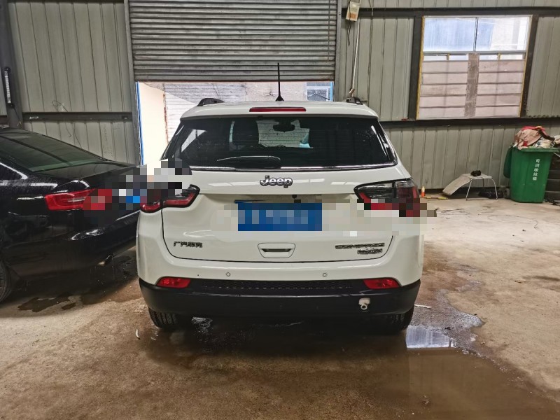 濟南18年Jeep指南者1