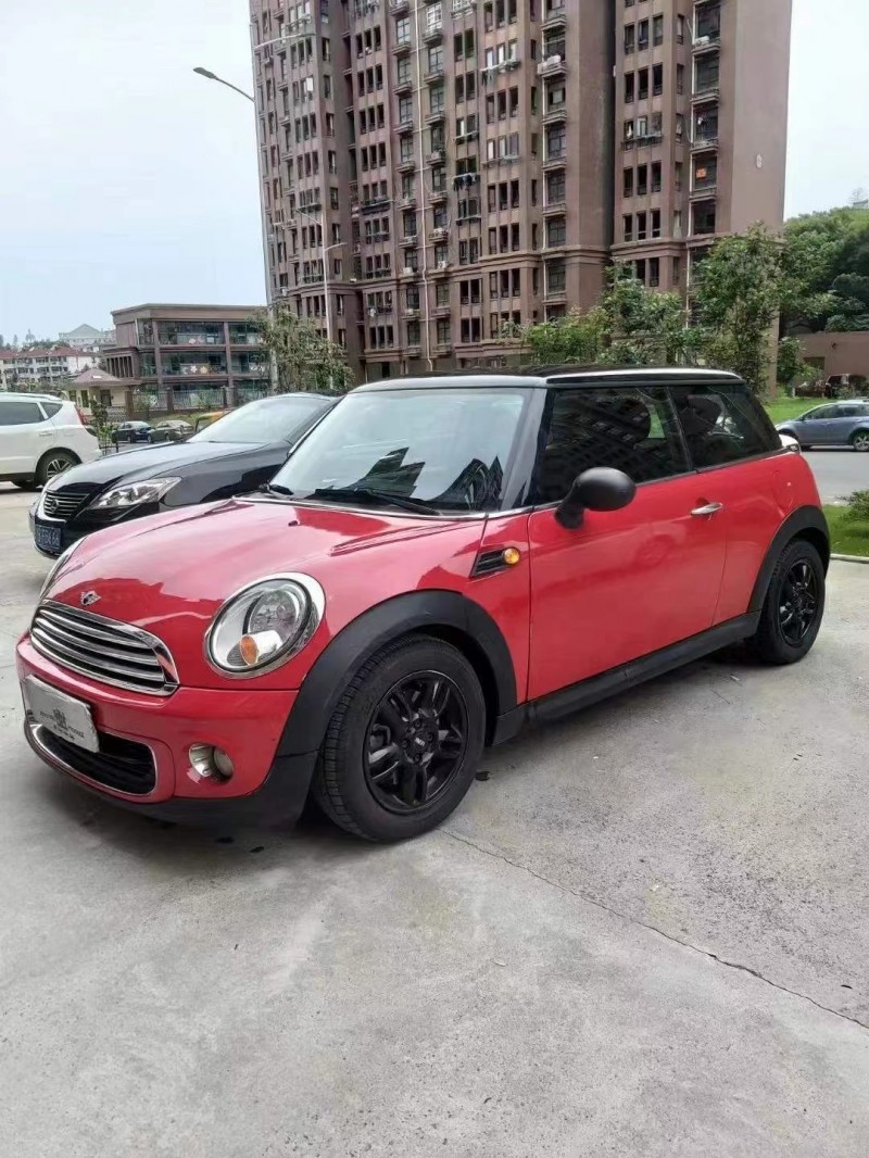 萍鄉11年寶馬MINI2