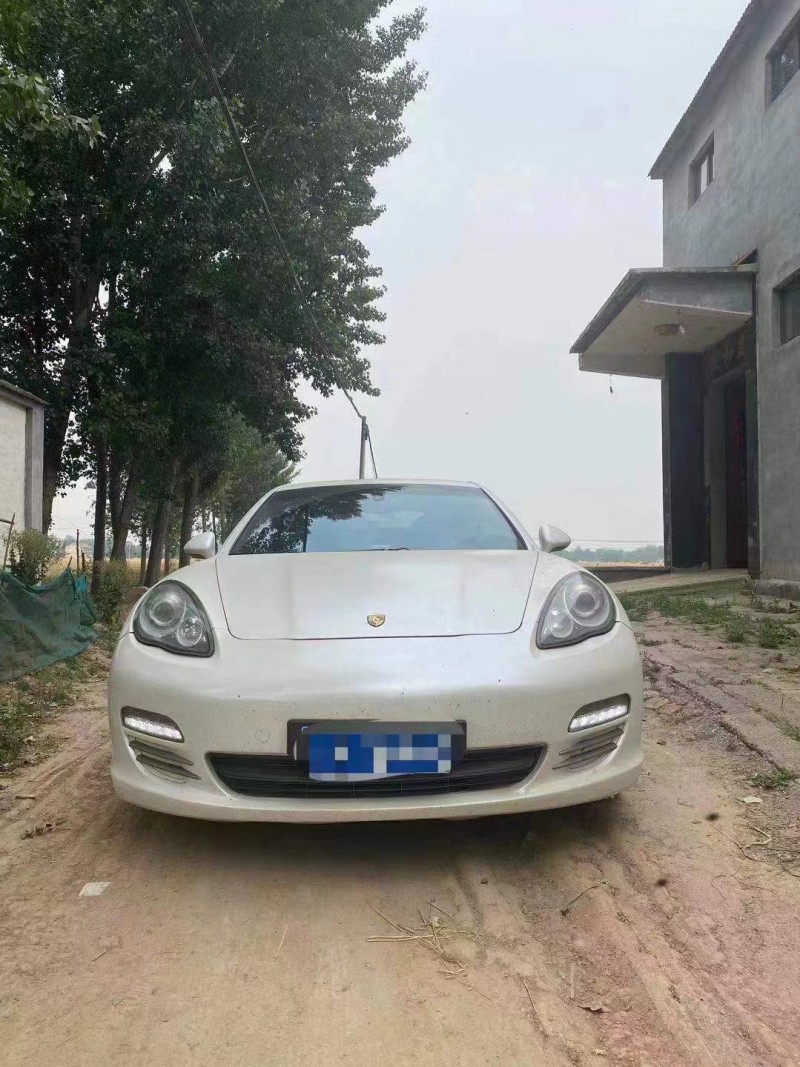 濟南13年保時捷帕拉梅拉1