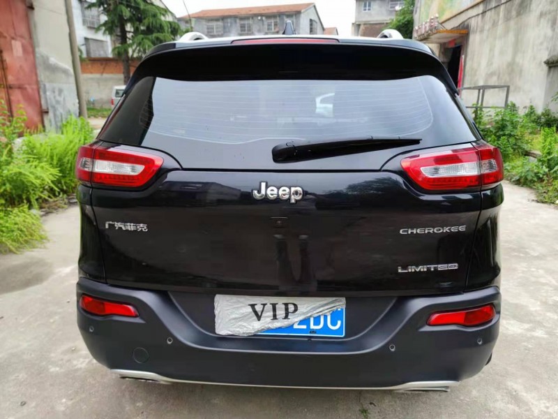 北京17年Jeep自由光1