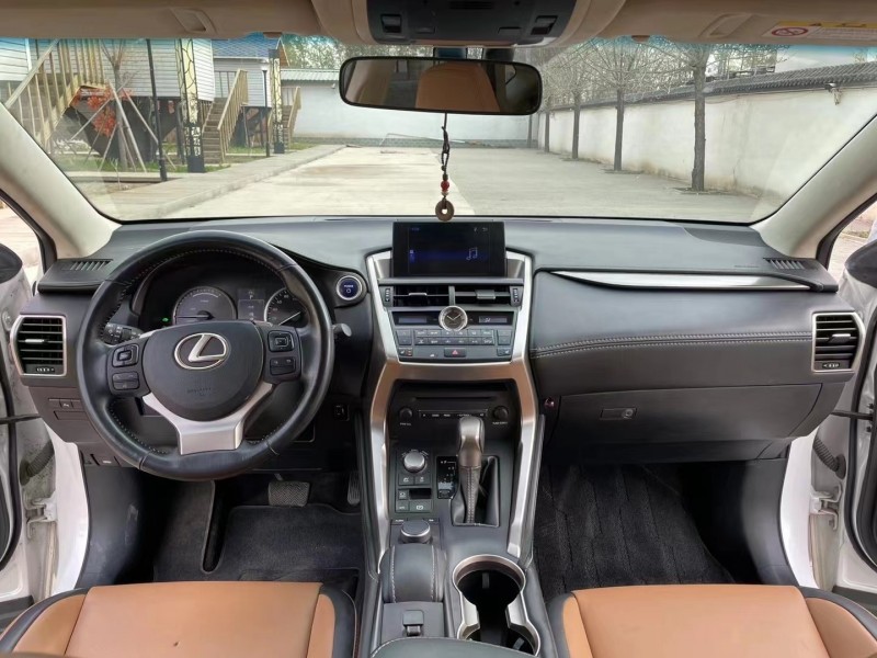 廊坊16年雷克萨斯NX8