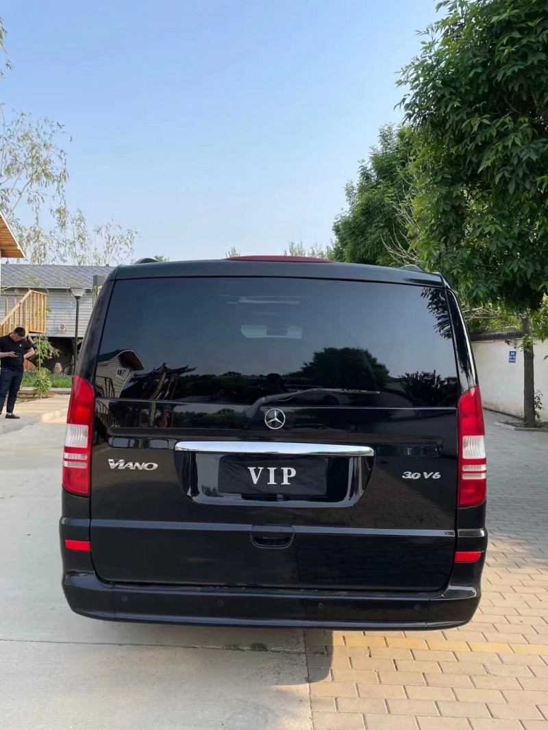 廊坊13年奔驰唯雅诺3