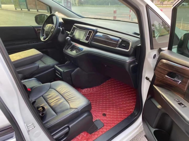 保定18年本田艾力绅2