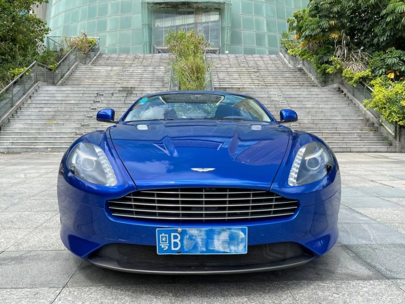 深圳14年阿斯顿·马丁Virage7