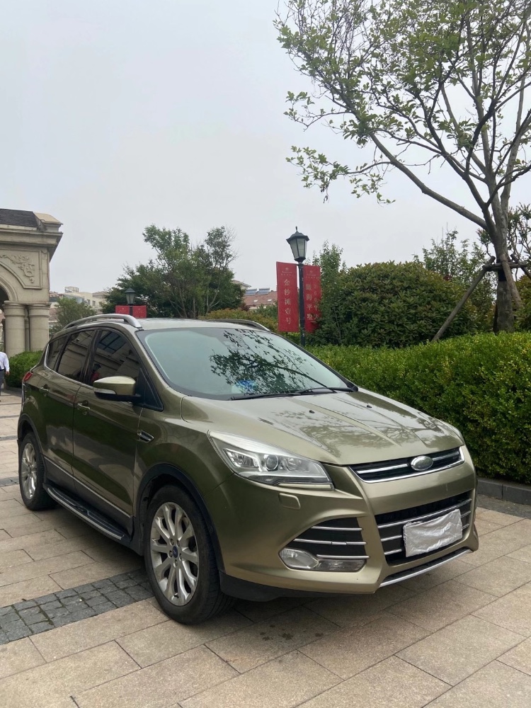 青岛13年福特翼虎2