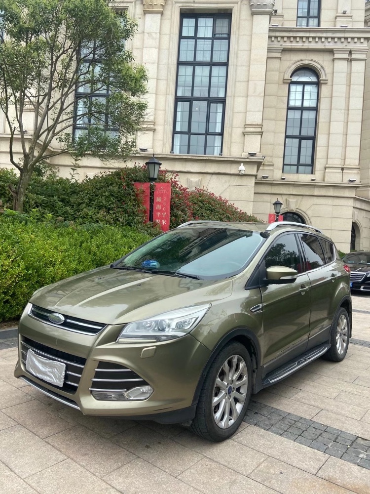 青岛13年福特翼虎3