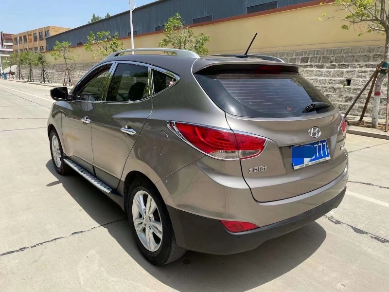 济宁11年现代ix353