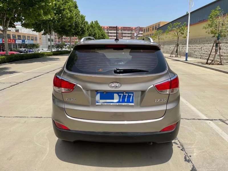 济宁11年现代ix352