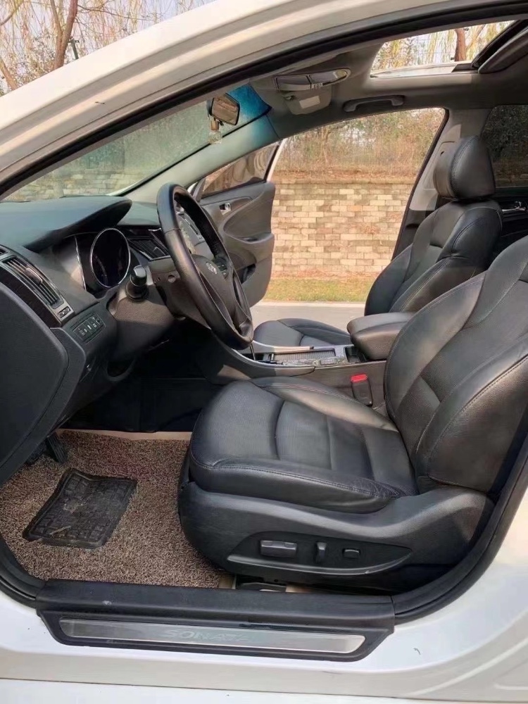 潍坊14年现代索纳塔八4