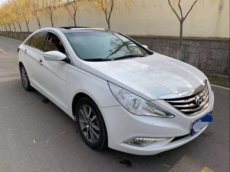 潍坊14年现代索纳塔八5