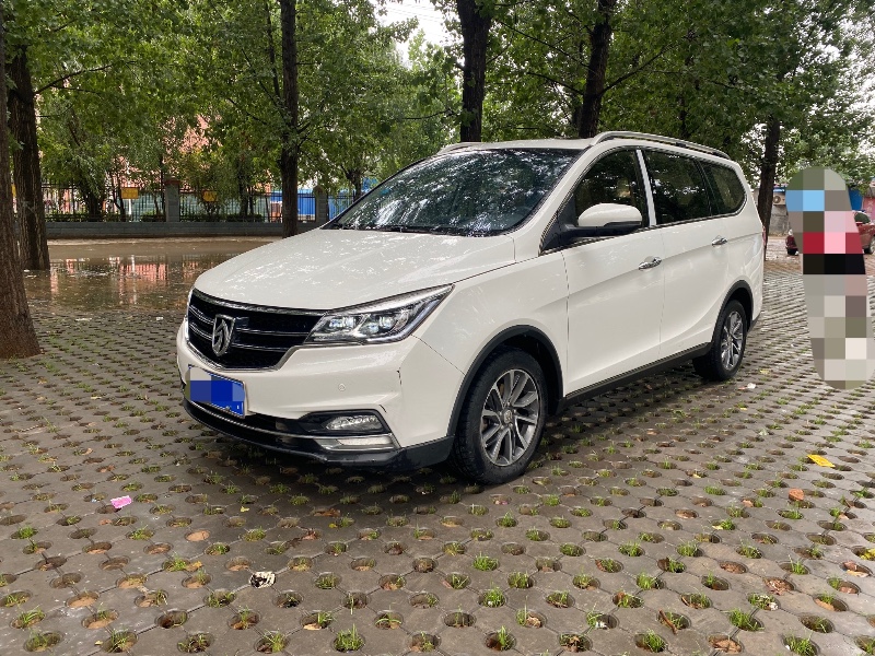 聊城17年寶駿7307