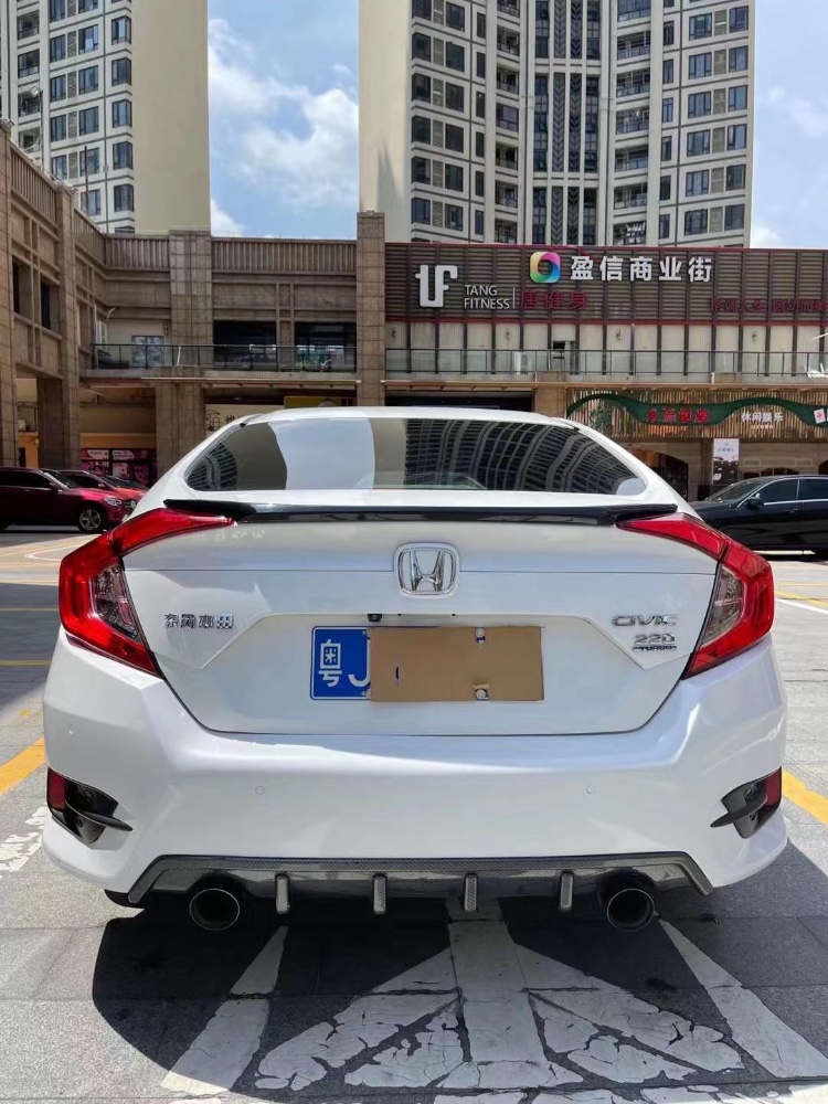 佛山17年本田思域3