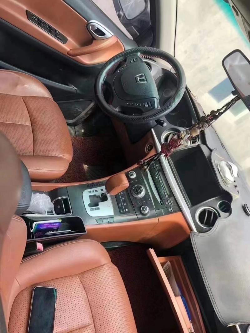 紹興12年納智捷大7 SUV2