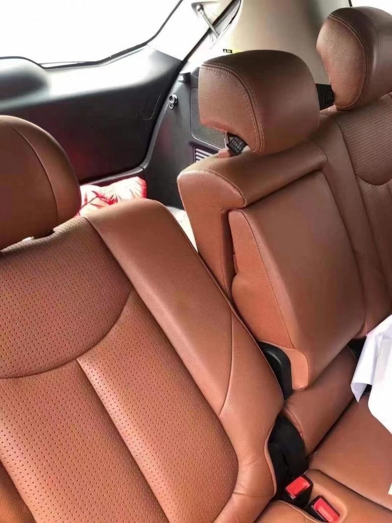 紹興12年納智捷大7 SUV4