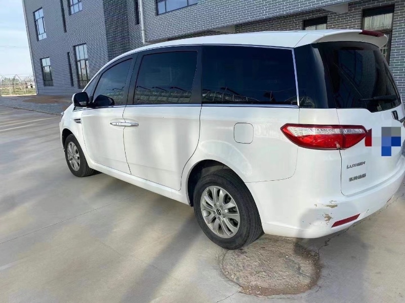 榆林17年納智捷大7 MPV5