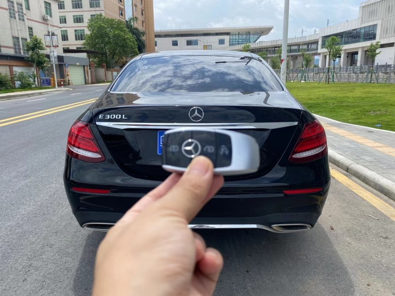 广州19年奔驰E5