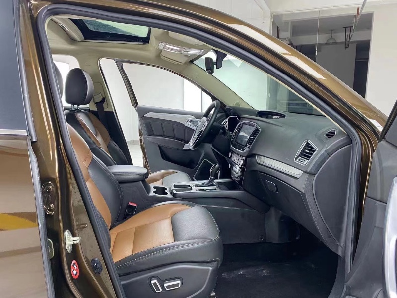 成都18年吉利远景X66