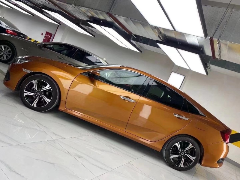 成都17年本田思域3