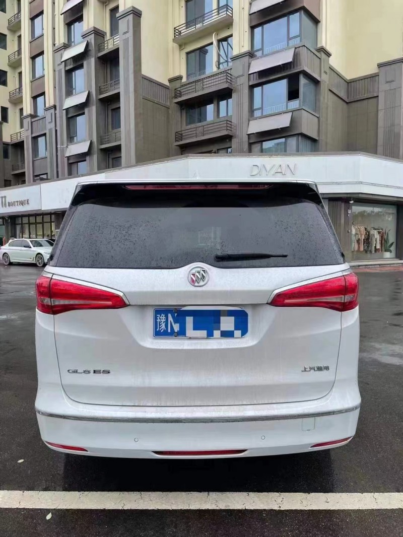 泰安19年別克GL81