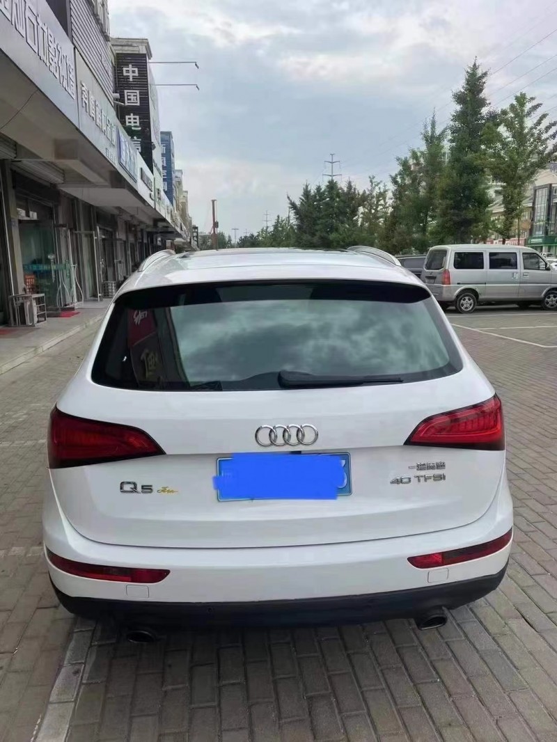 济宁14年奥迪Q57