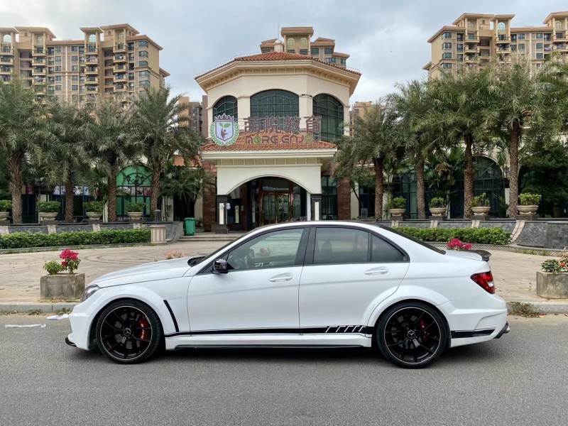 广州12年奔驰AMG C633