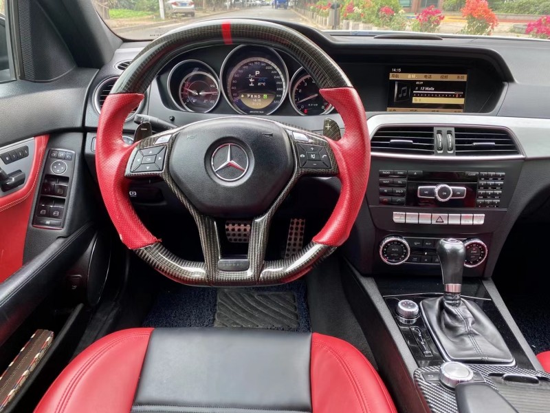 广州12年奔驰AMG C635