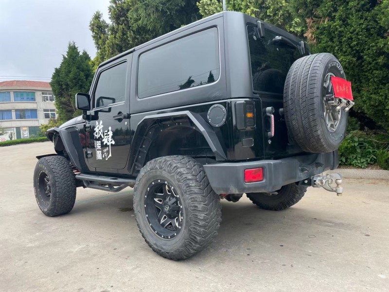 煙臺13年Jeep牧馬人1