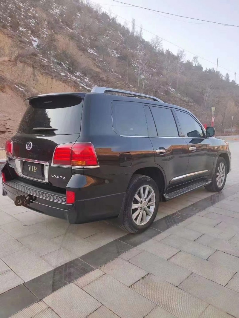 西安14年雷克薩斯LX3