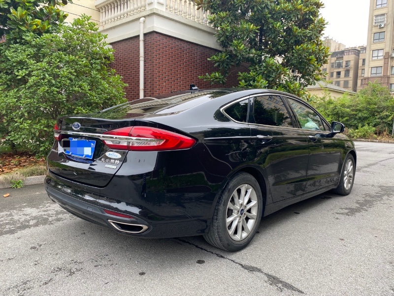 泰州17年福特蒙迪欧5