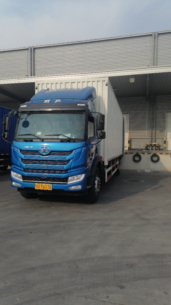 青岛17年众泰T6001