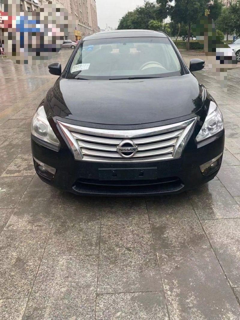 東營16年日產天籟1
