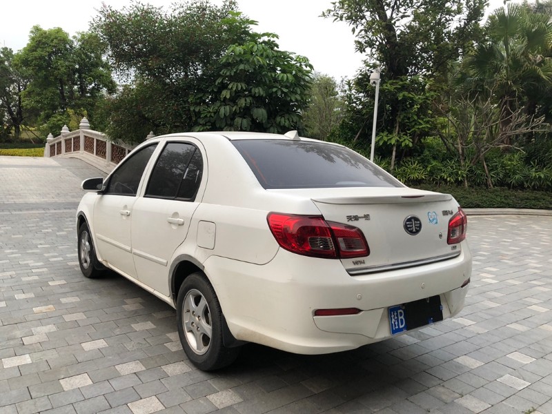 广州16年一汽威志V55