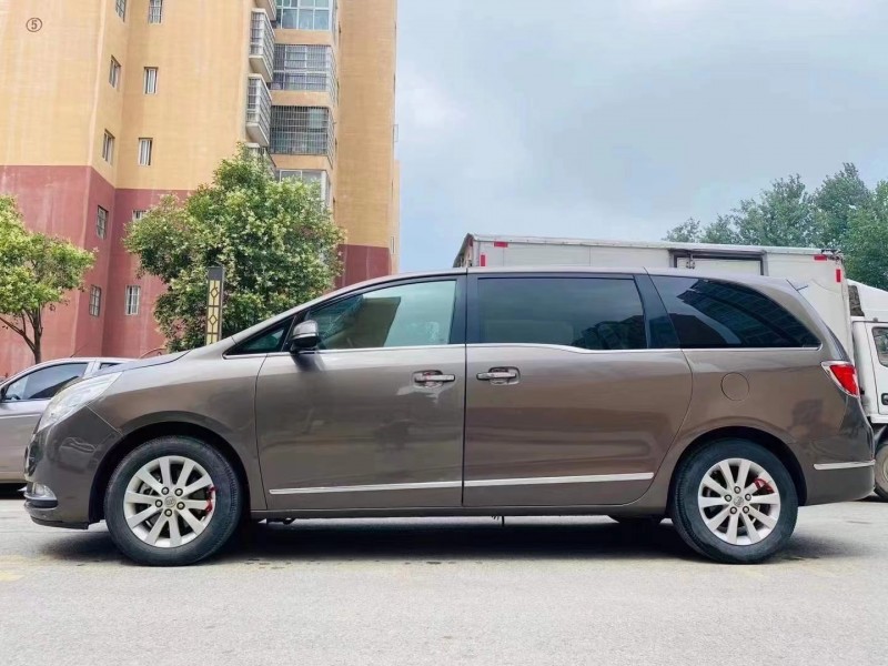 潍坊11年别克GL82