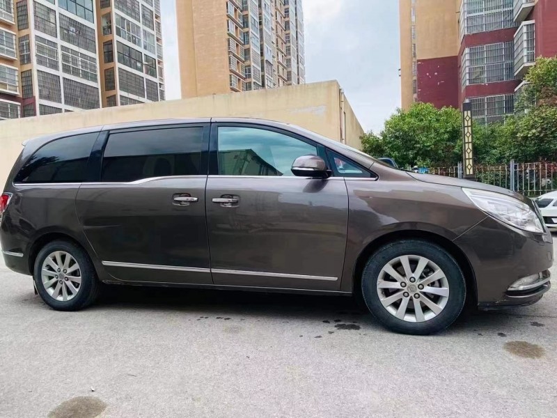 潍坊11年别克GL89