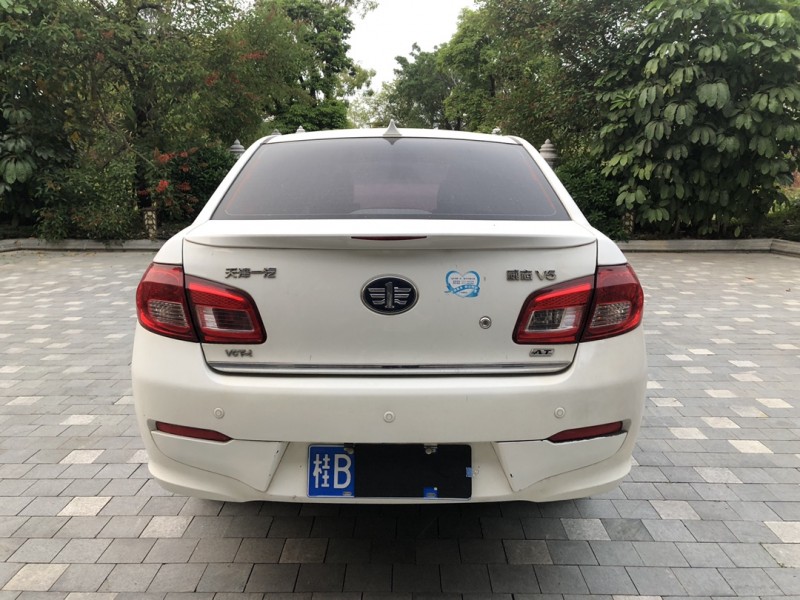 广州16年一汽威志V55