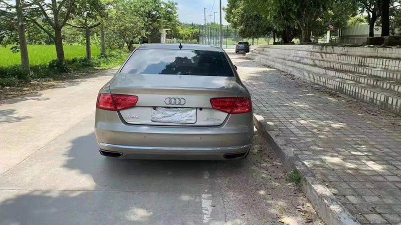 广州14年奥迪A8L6