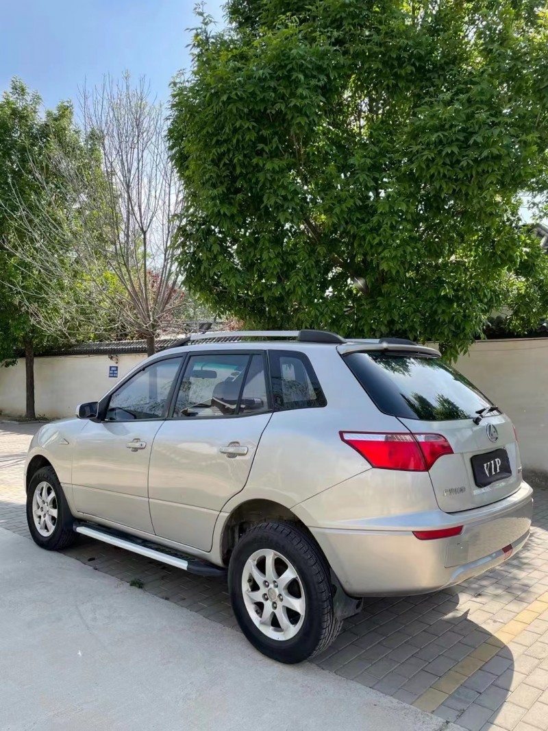 廊坊12年獵豹汽車CS76