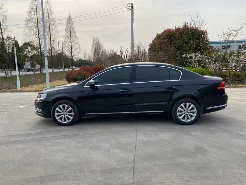 徐州抵押车15年大众迈腾出售