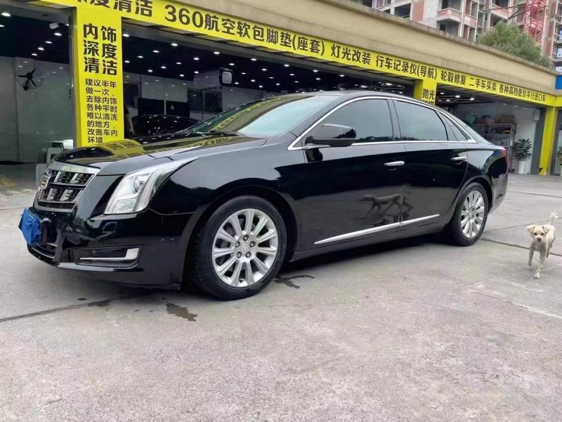 重慶16年凱迪拉克XTS3
