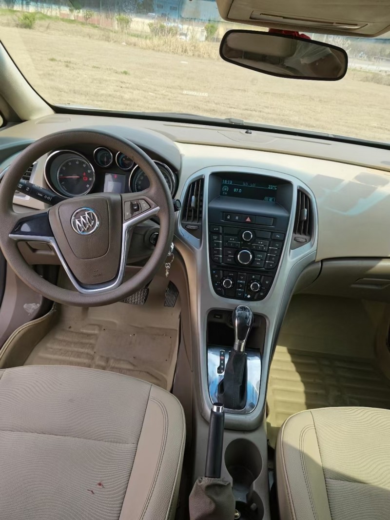 徐州15年别克英朗8