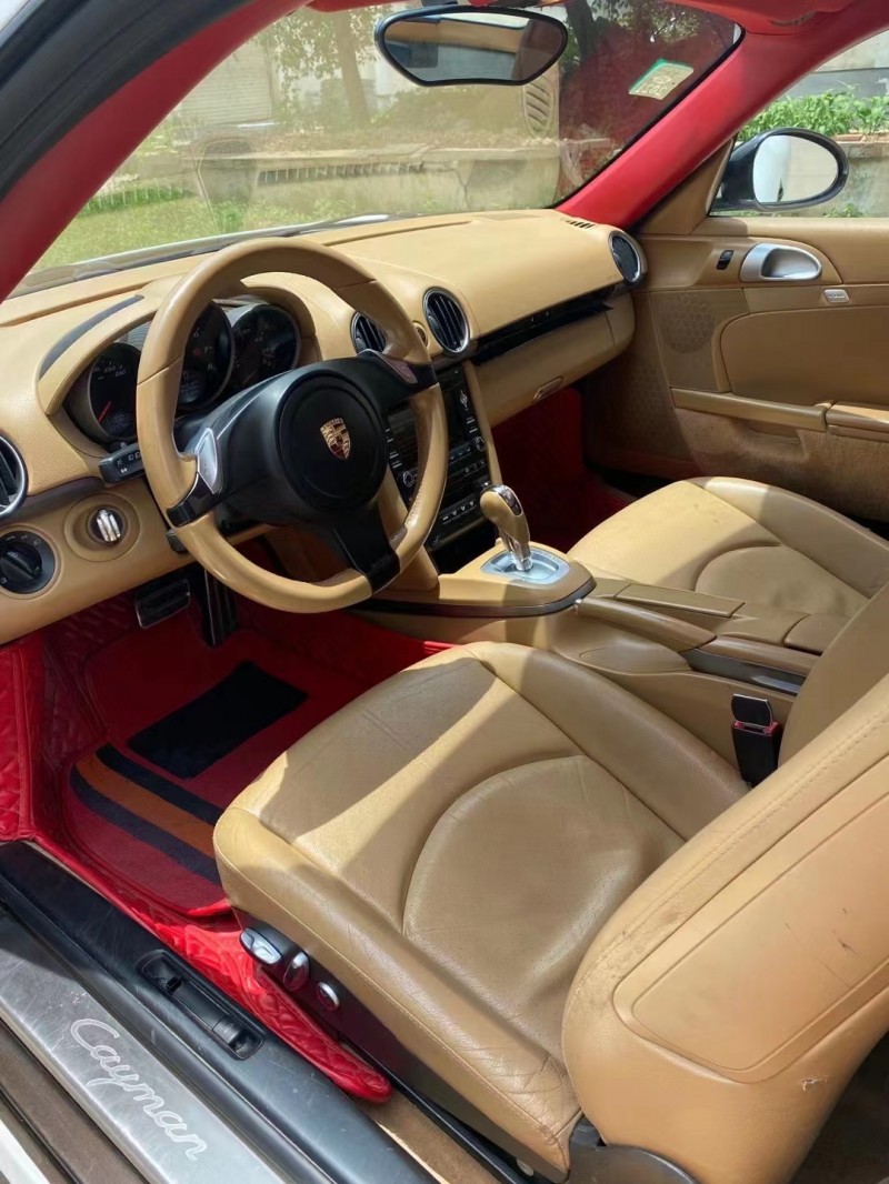 武汉12年保时捷卡曼4