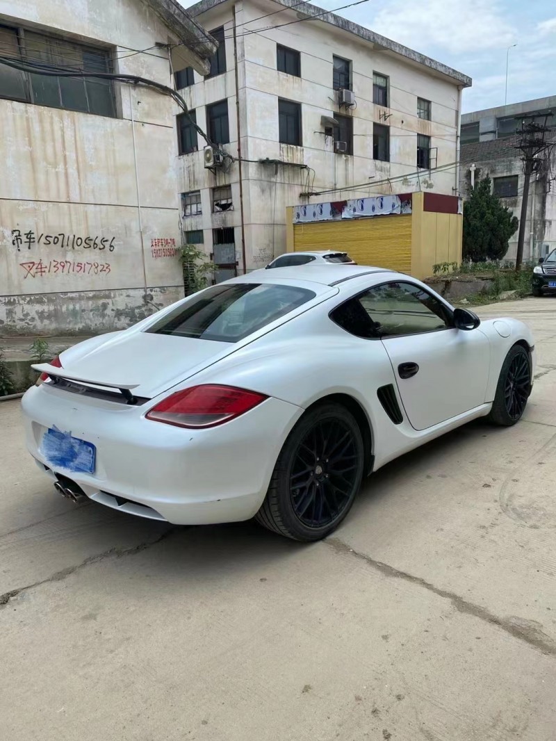 武汉12年保时捷卡曼3