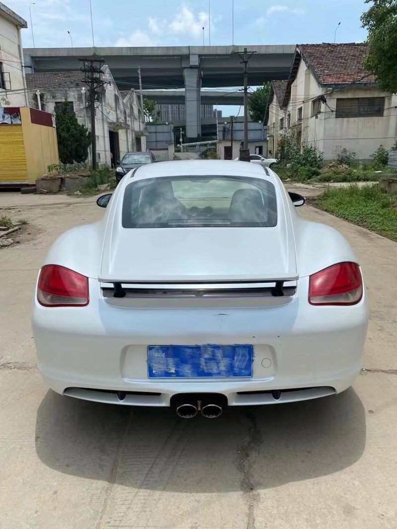 武汉12年保时捷卡曼2