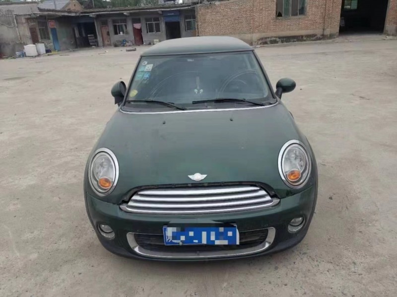 渭南14年寶馬MINI5