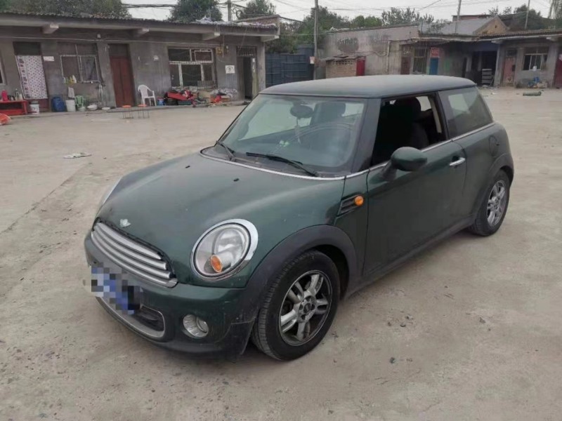 渭南14年寶馬MINI3