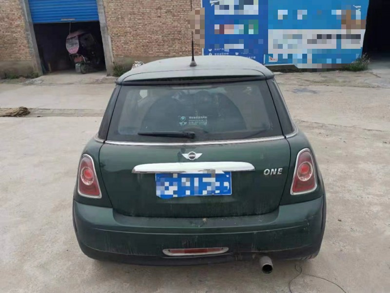 渭南14年寶馬MINI6