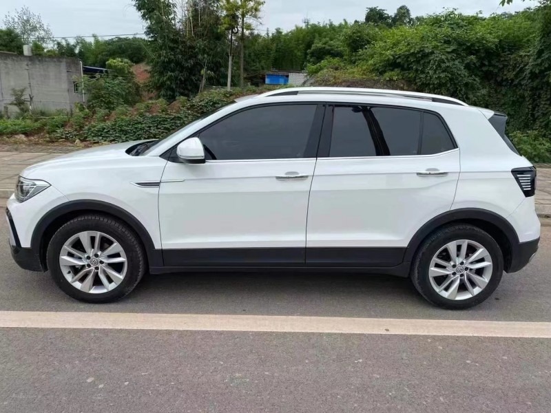 成都20年大众途铠7