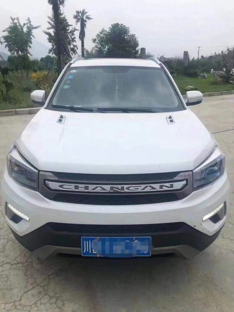 綿陽17年長安汽車CS759